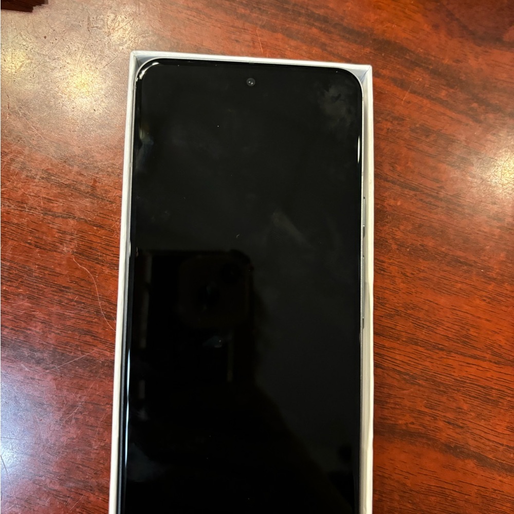 Brand new had 2 only need 1 google pixel 8